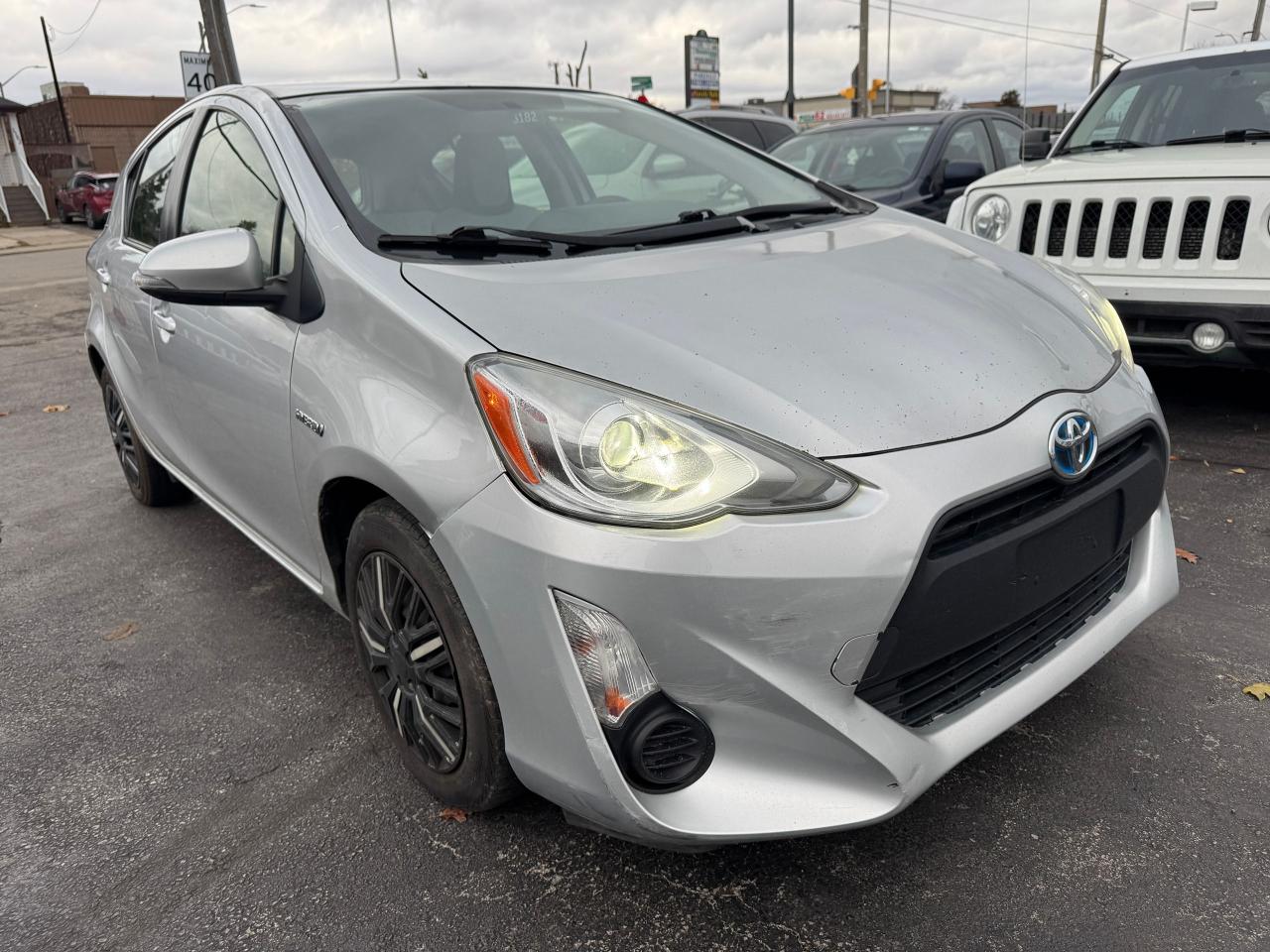 2015 Toyota Prius c Technology - Photo #3