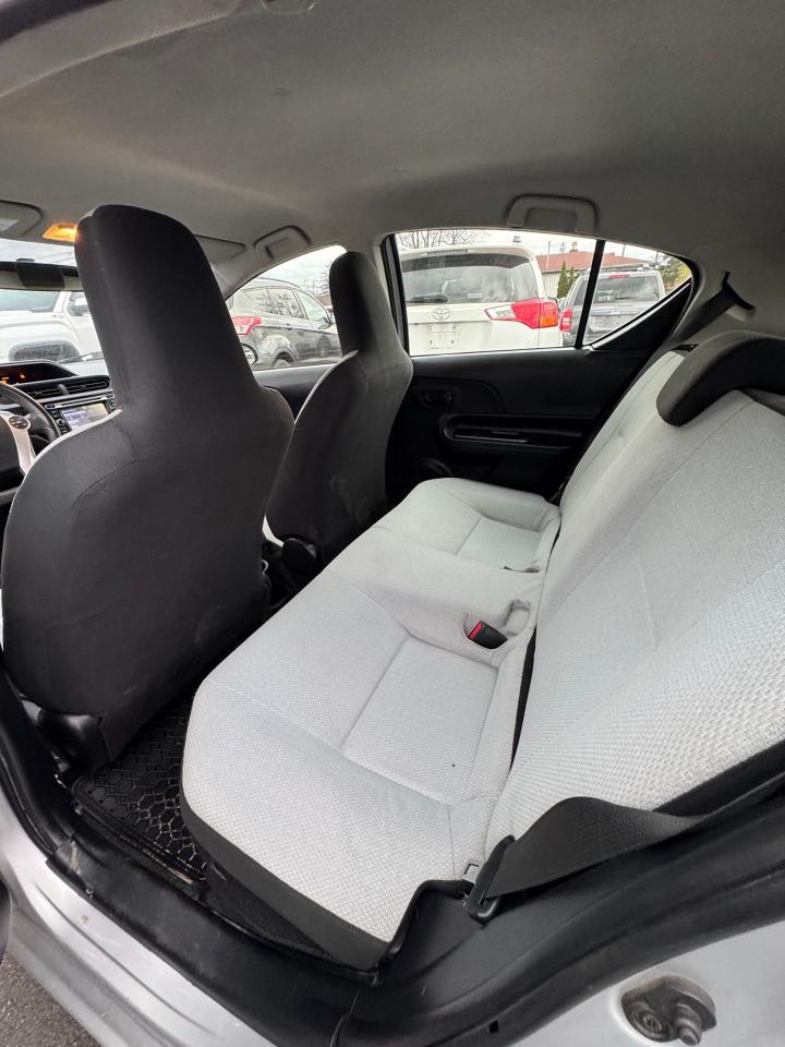 2015 Toyota Prius c Technology | HYBRID | CERTIFIED Photo