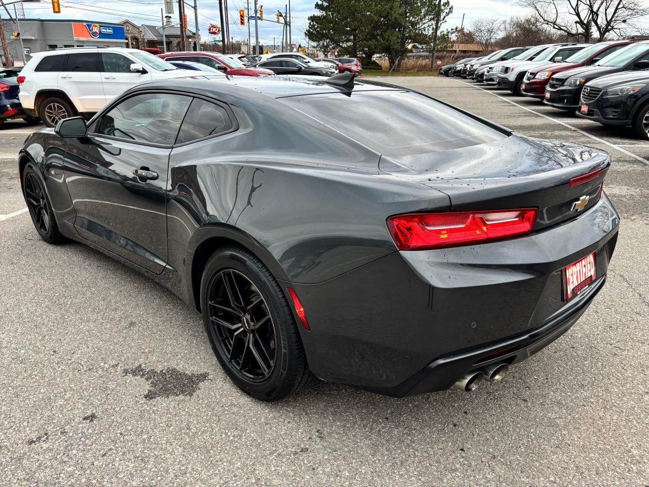 2017 Chevrolet Camaro 2LT Photo4
