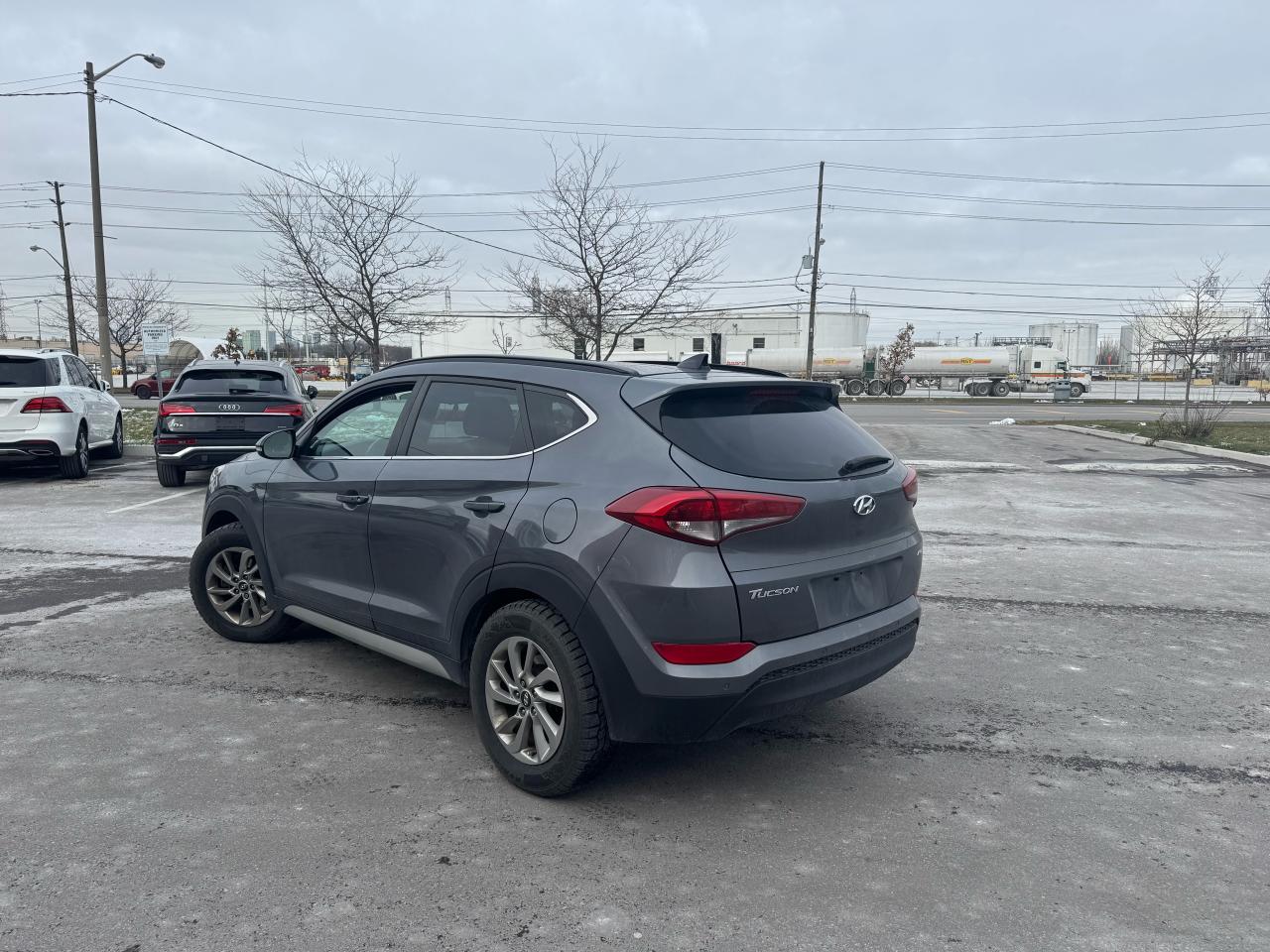 2018 Hyundai Tucson LUXRUY AWD LEATHER PANO/ROOF NAV B/SPOT CAMERA Photo4
