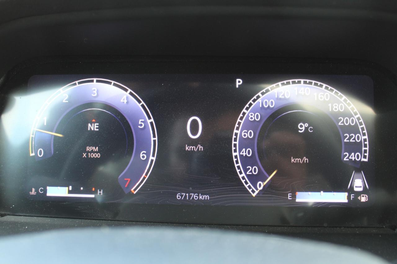 2023 Jeep Grand Cherokee LAREDO 4x4 Photo