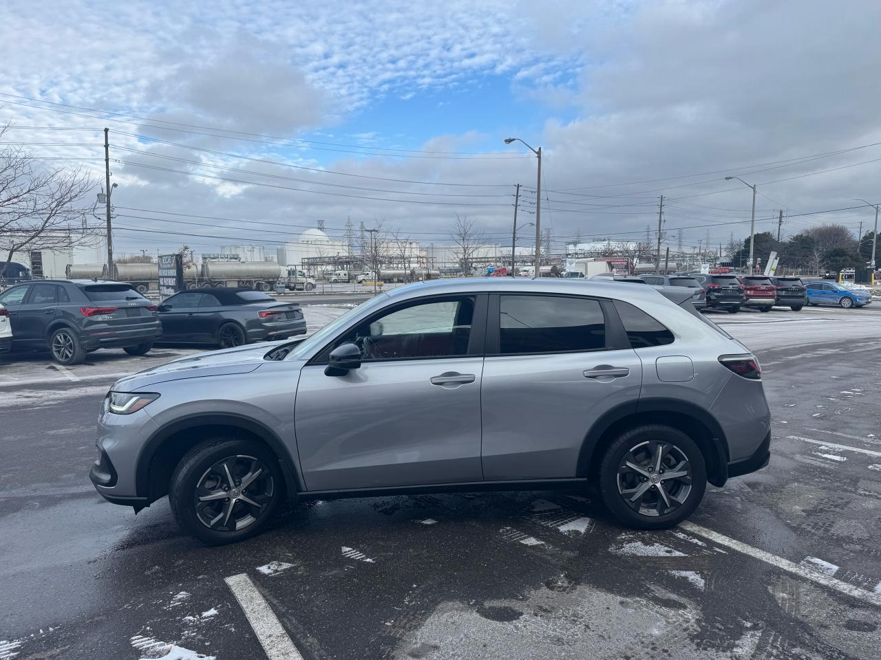 2023 Honda HR-V SPORT AWD SUNROOF CARPLAY L/ASSIST B/SPOT CAMERA Photo3