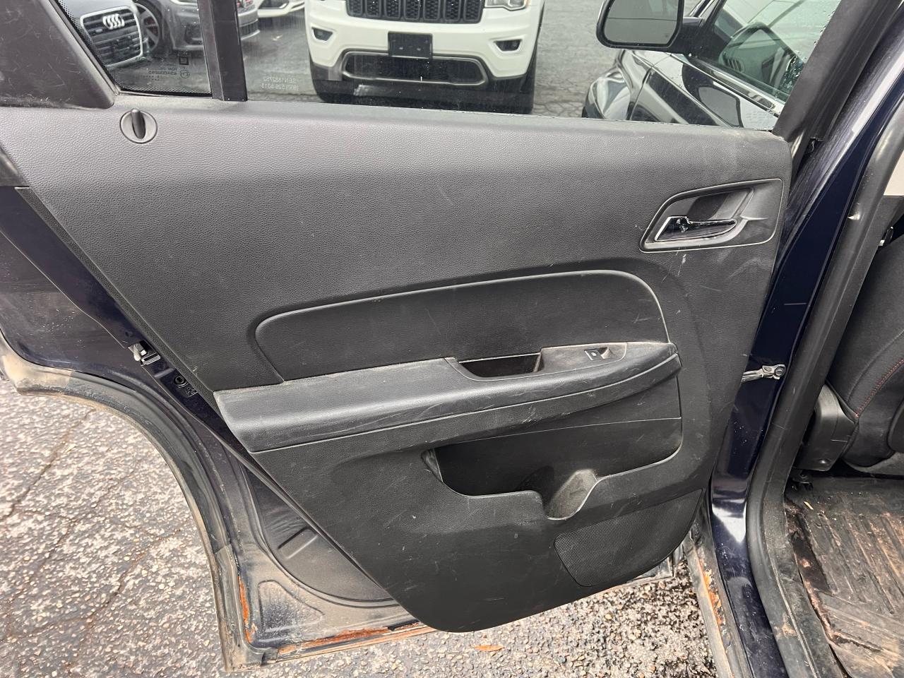 2016 GMC Terrain SLE Photo11