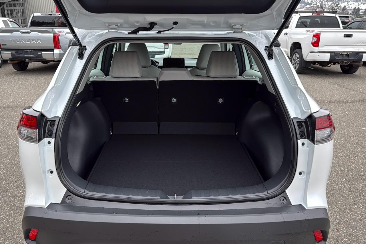 2026 Toyota Corolla Cross L AWD Photo