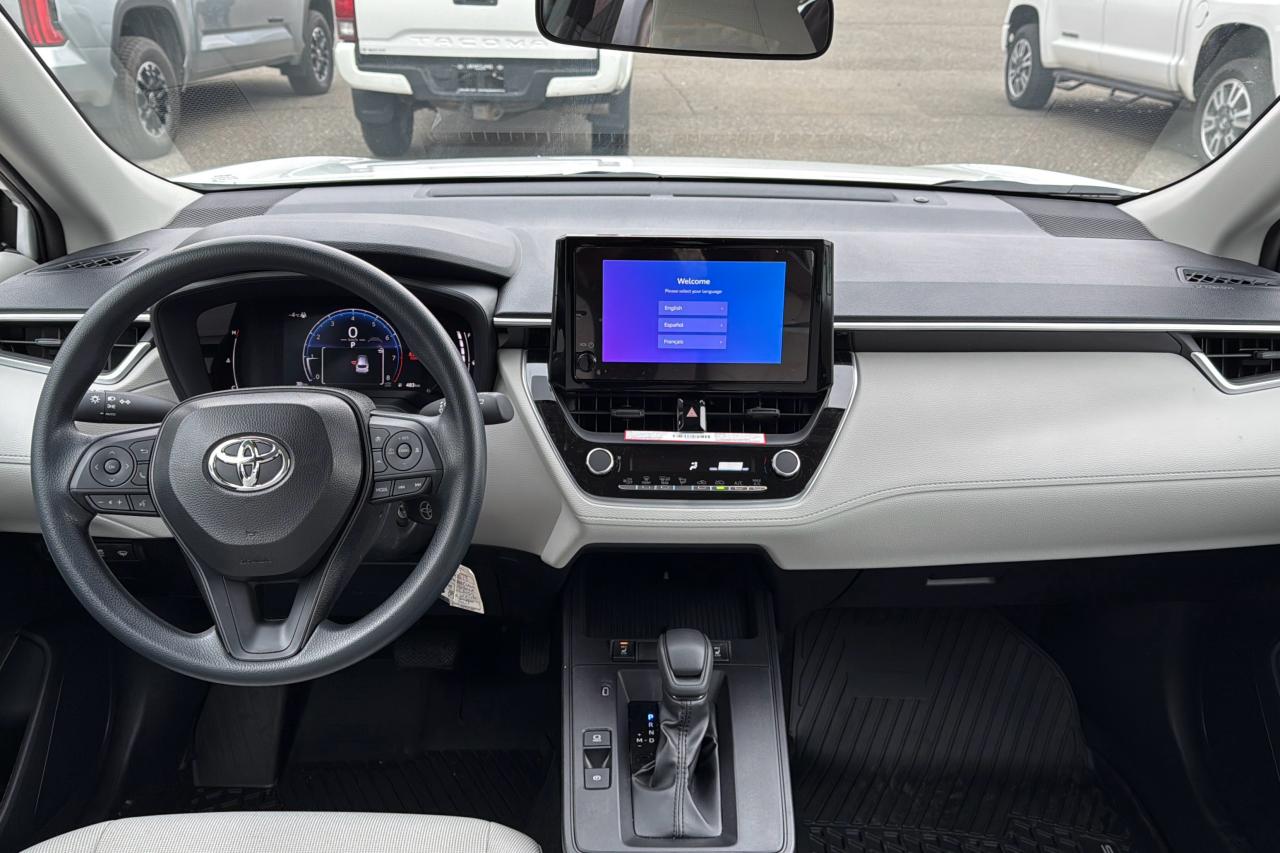 2026 Toyota Corolla Cross L AWD Photo