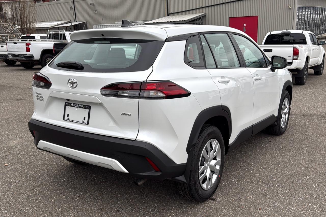 2026 Toyota Corolla Cross L AWD Photo