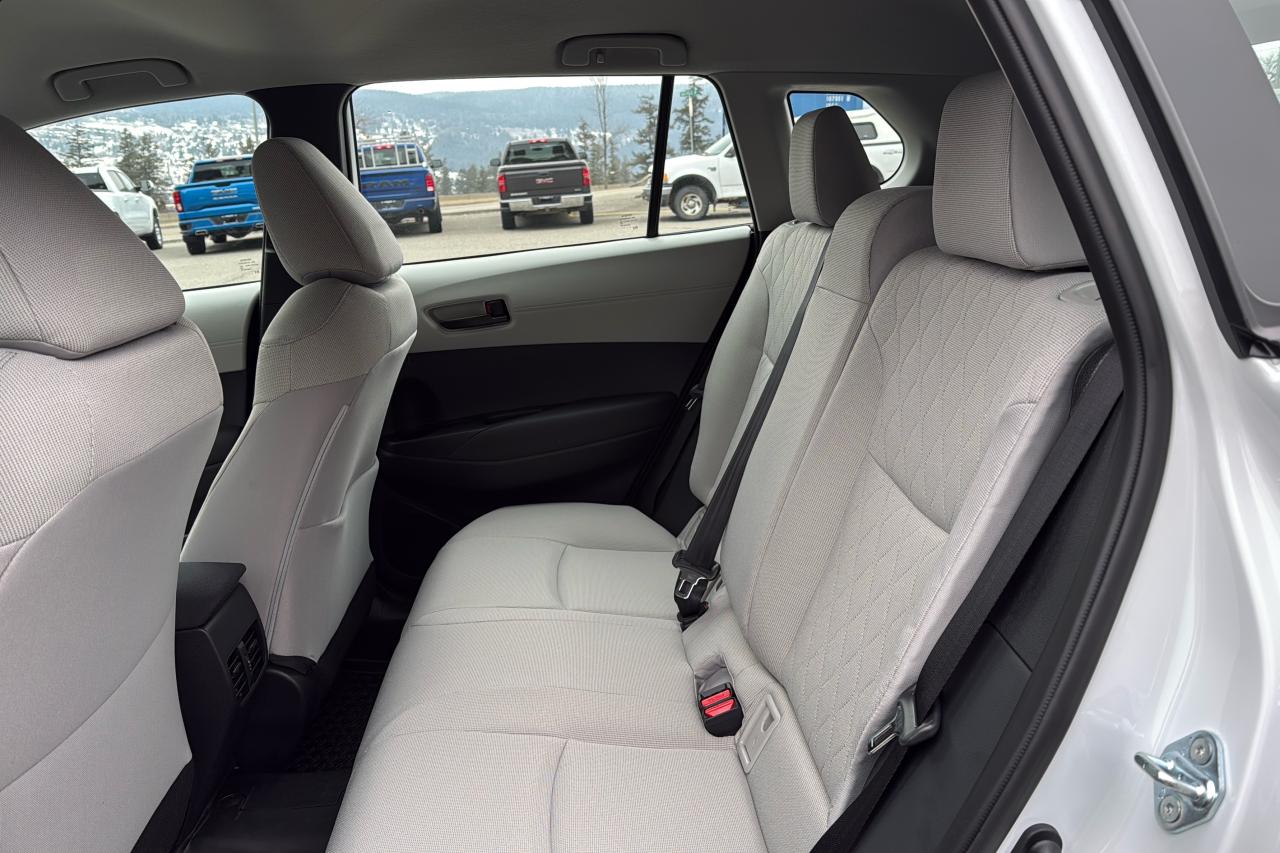 2026 Toyota Corolla Cross L AWD Photo