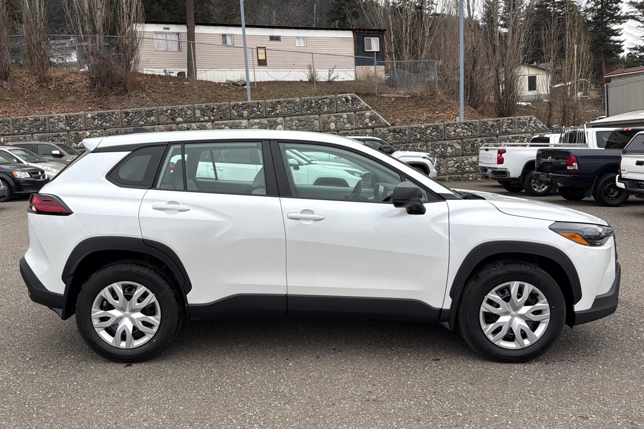 2026 Toyota Corolla Cross L AWD Photo