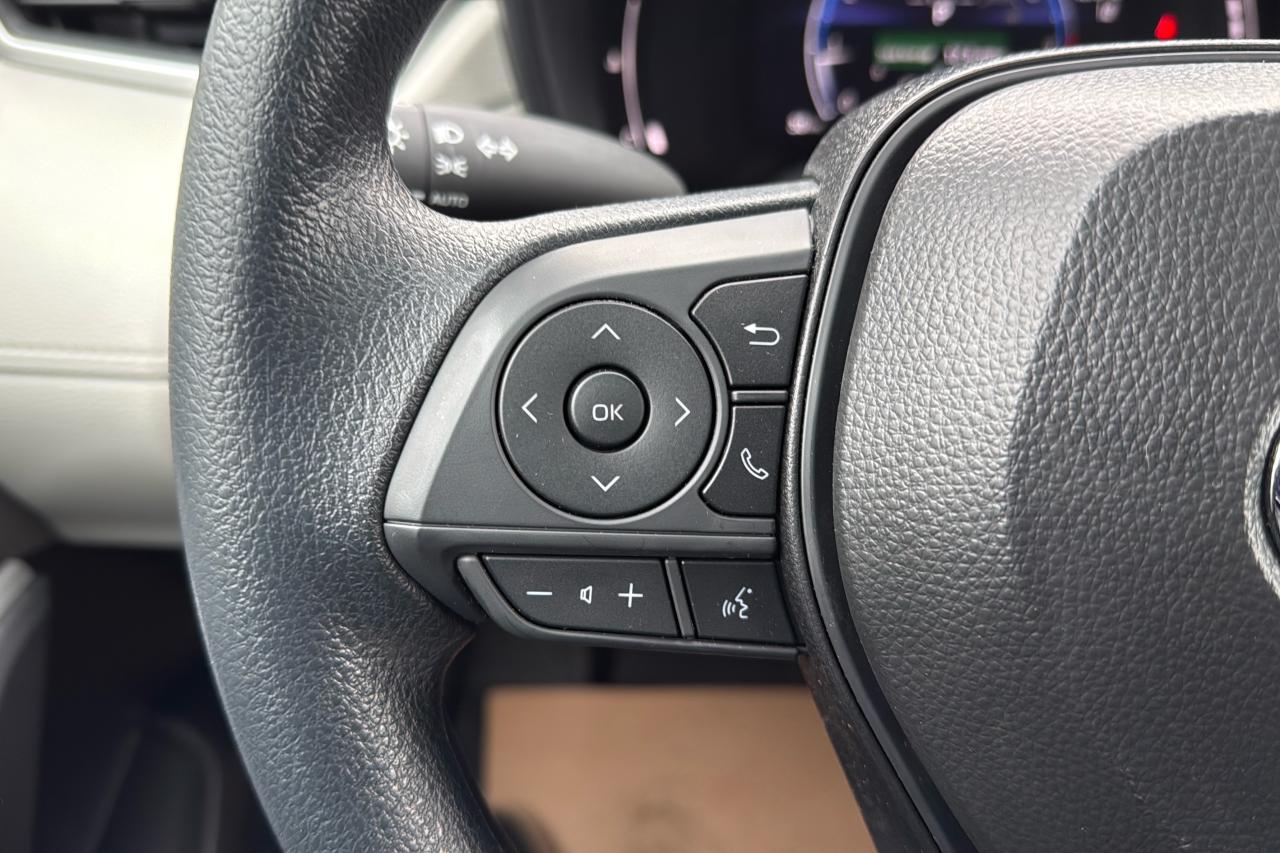 2026 Toyota Corolla Cross L AWD Photo