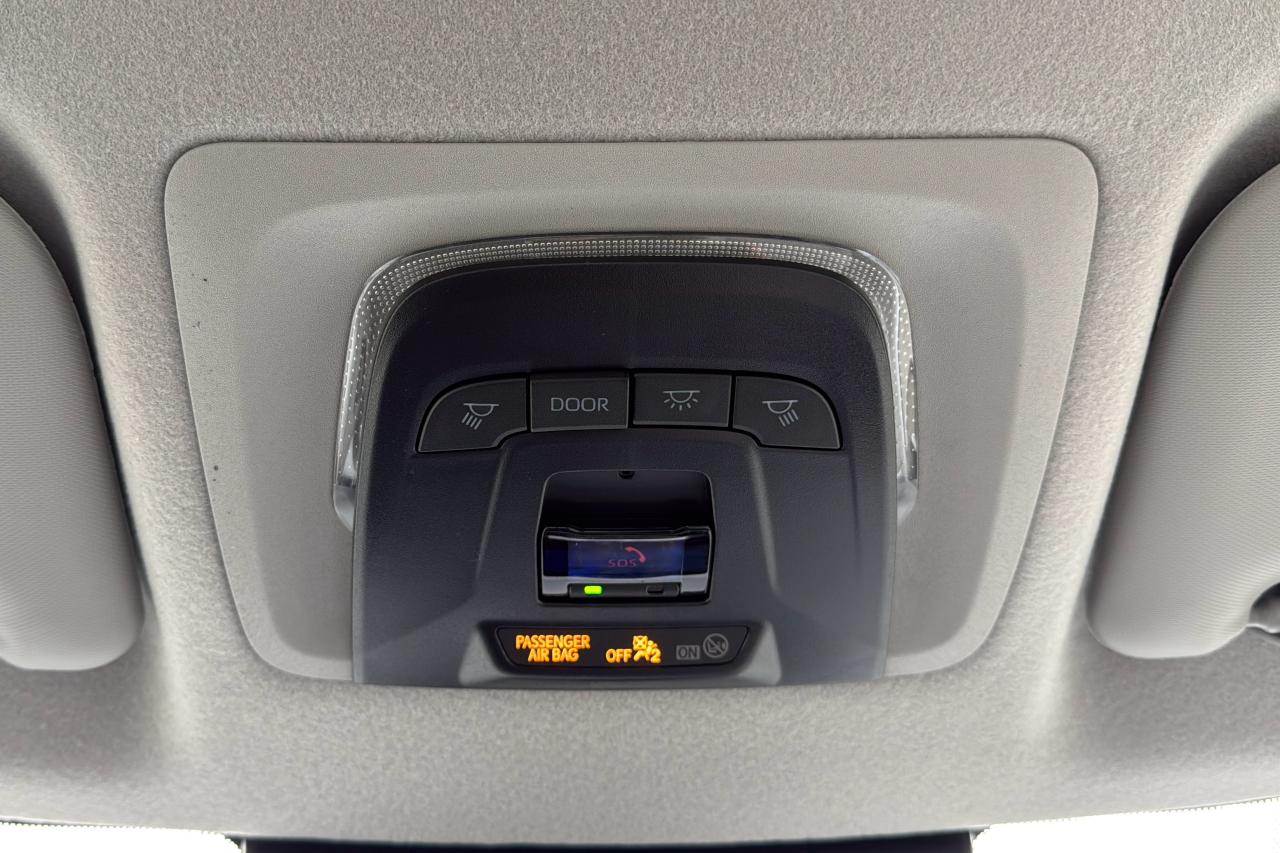 2026 Toyota Corolla Cross L AWD Photo