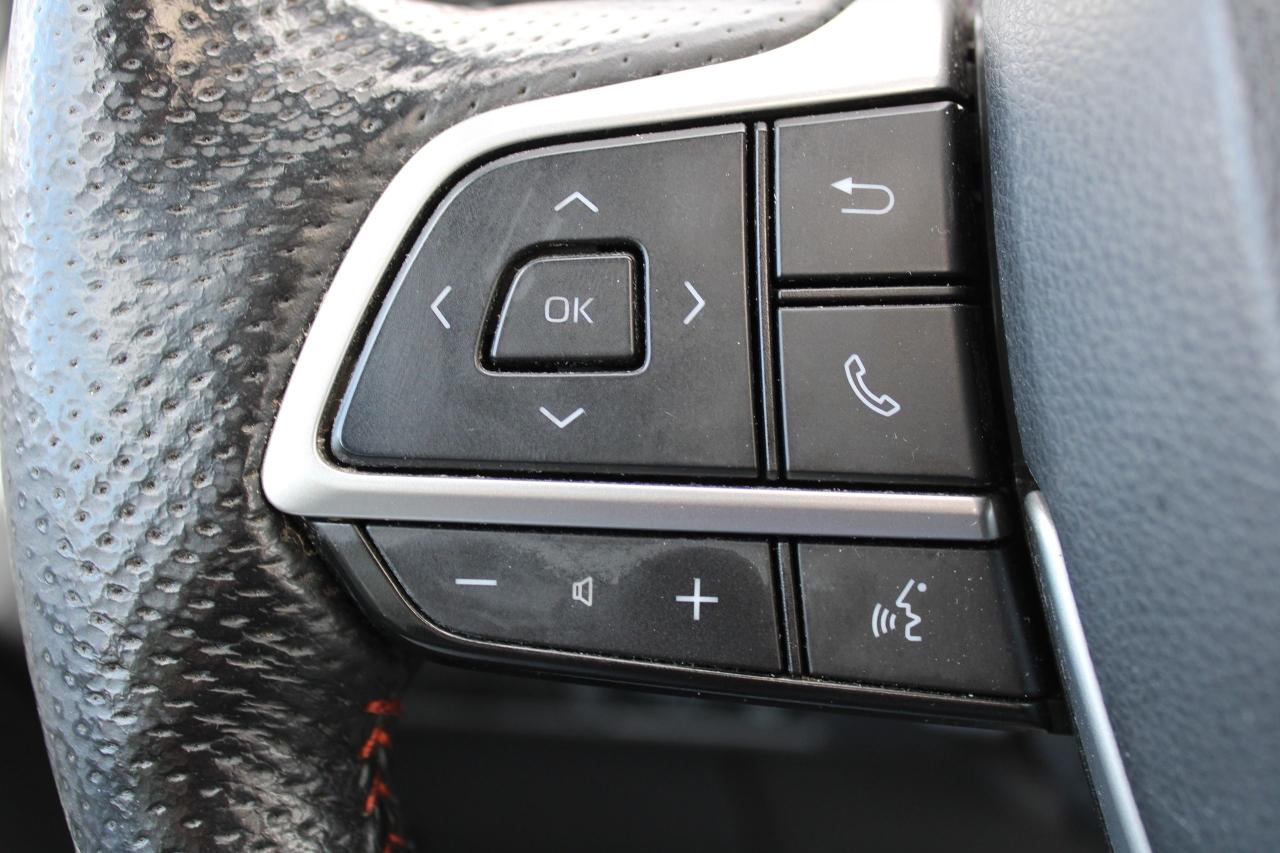 2021 Toyota Sienna XSE 7-Passenger AWD Photo