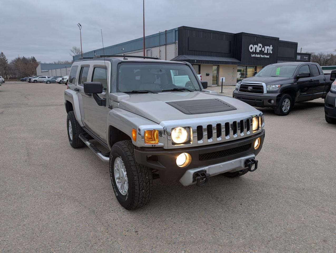 2008 Hummer H3 SUV Luxury | Leather | Heated Seats - Photo #2