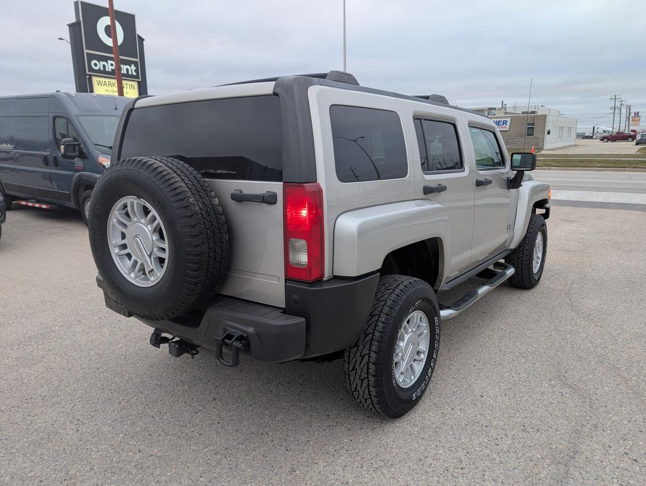 2008 Hummer H3 SUV Luxury | Leather | Heated Seats - Photo #4