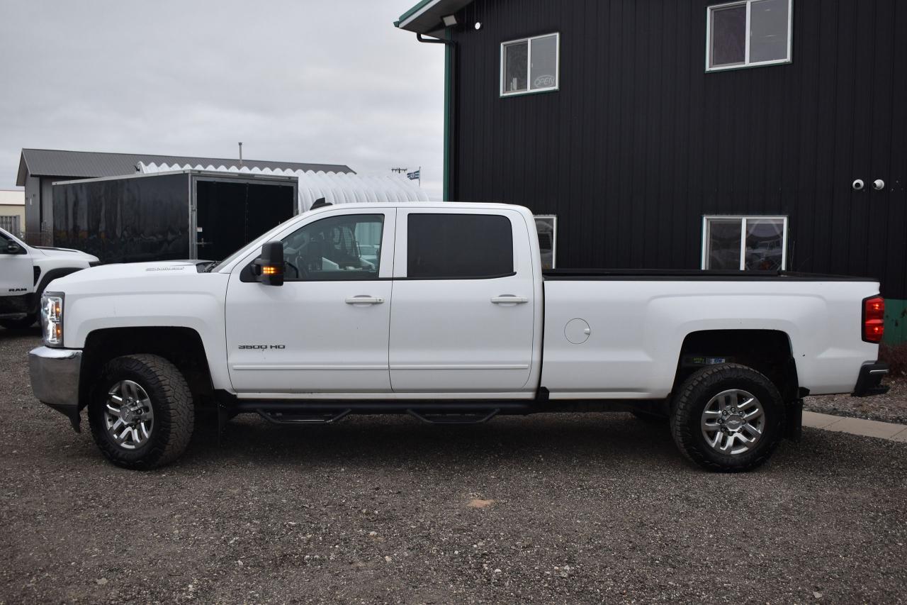 2018 Chevrolet Silverado 3500 LT - 6.6L DURAMAX - LONG BOX - LOADED W/ LEATHER - Photo #2