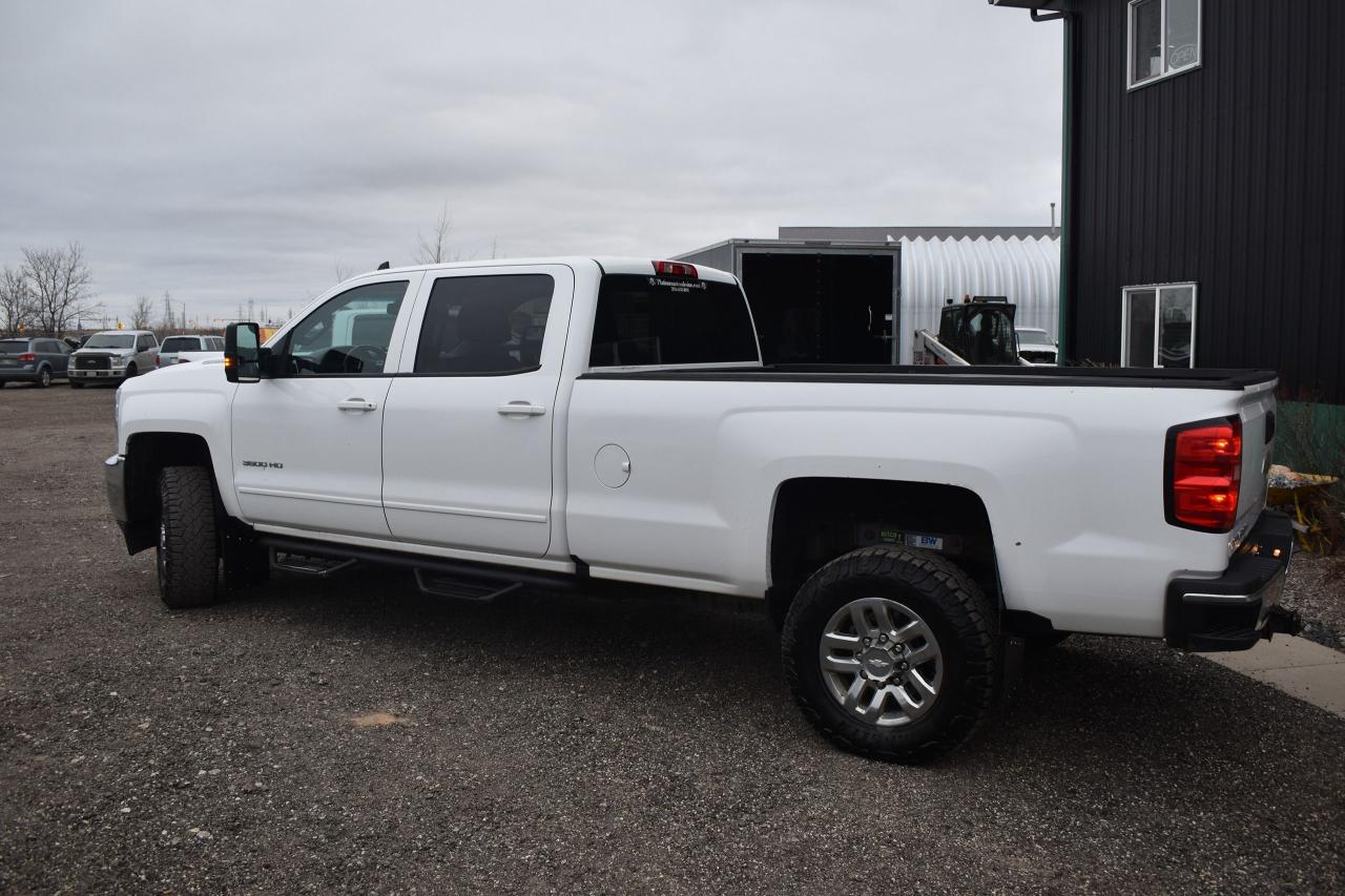 2018 Chevrolet Silverado 3500 LT - 6.6L DURAMAX - LONG BOX - LOADED W/ LEATHER - Photo #3