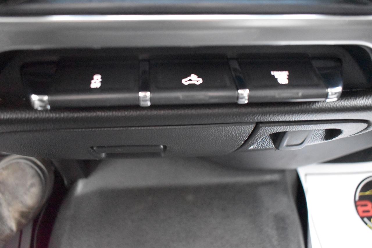 2018 Chevrolet Silverado 3500 LT - 6.6L DURAMAX - LONG BOX - LOADED W/ LEATHER - Photo #17