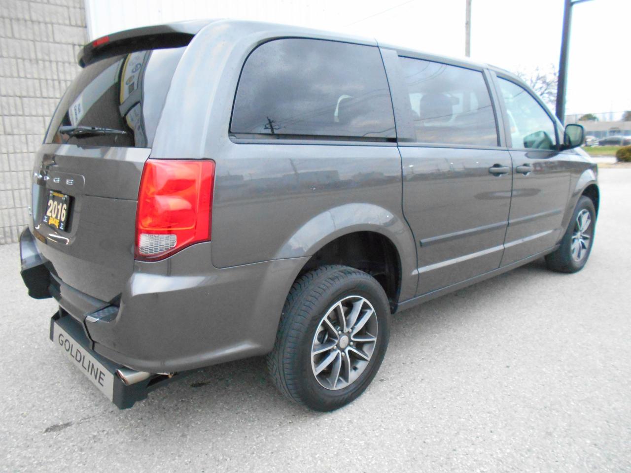 2016 Dodge Grand Caravan SE Plus-Wheelchair Accessible Rear Entry-Manual Photo3