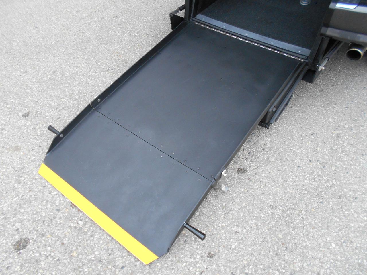 2016 Dodge Grand Caravan SE Plus-Wheelchair Accessible Rear Entry-Manual Photo