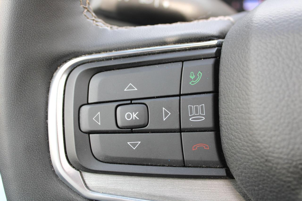 2024 Jeep Wagoneer SERIES II CARBIDE 4X4 Photo