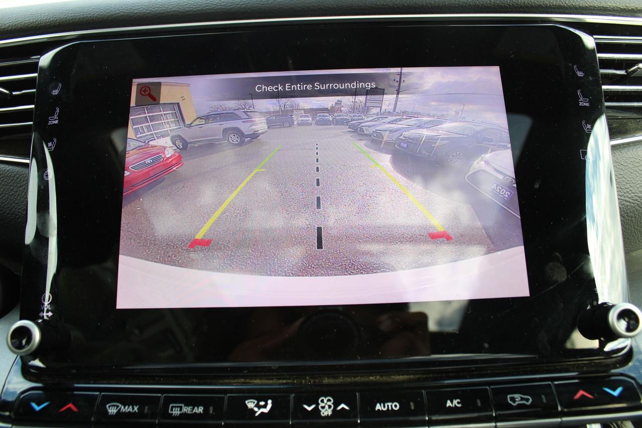 2024 Jeep Wagoneer SERIES II CARBIDE 4X4 Photo