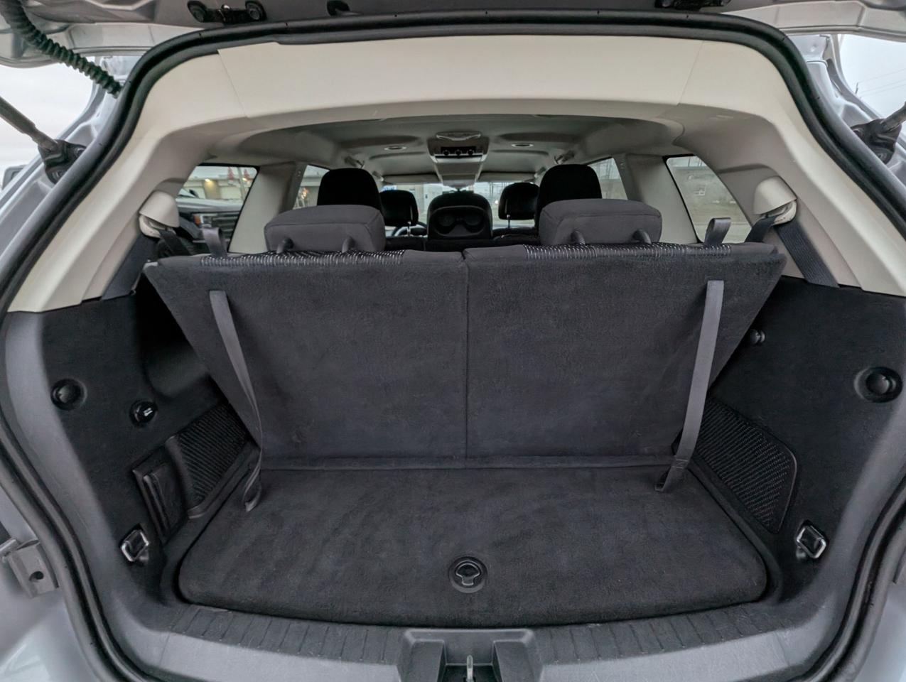 2016 Dodge Journey SXT | 7 Passenger | Rear DVD - Photo #5