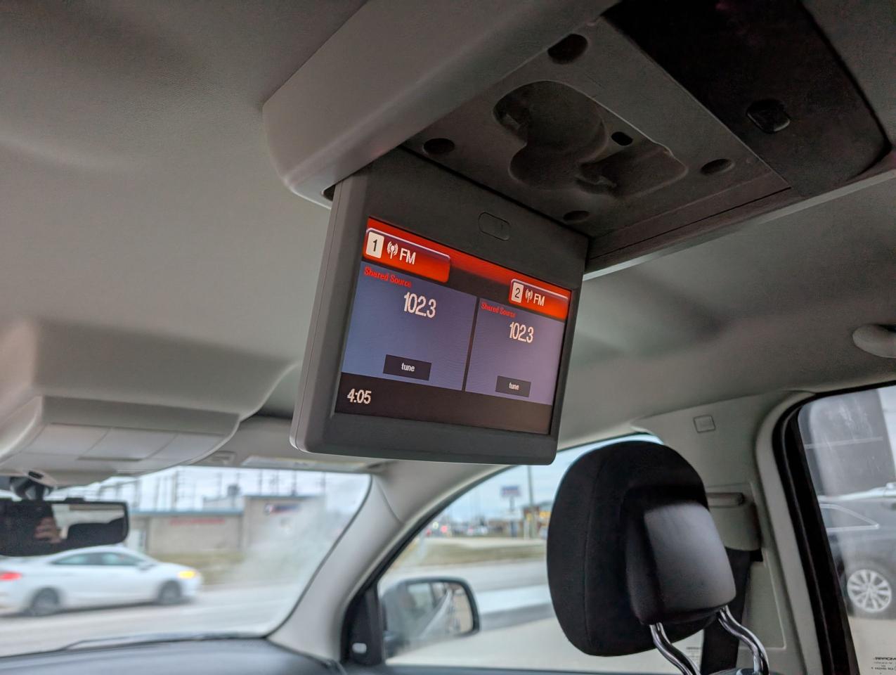 2016 Dodge Journey SXT | 7 Passenger | Rear DVD - Photo #13