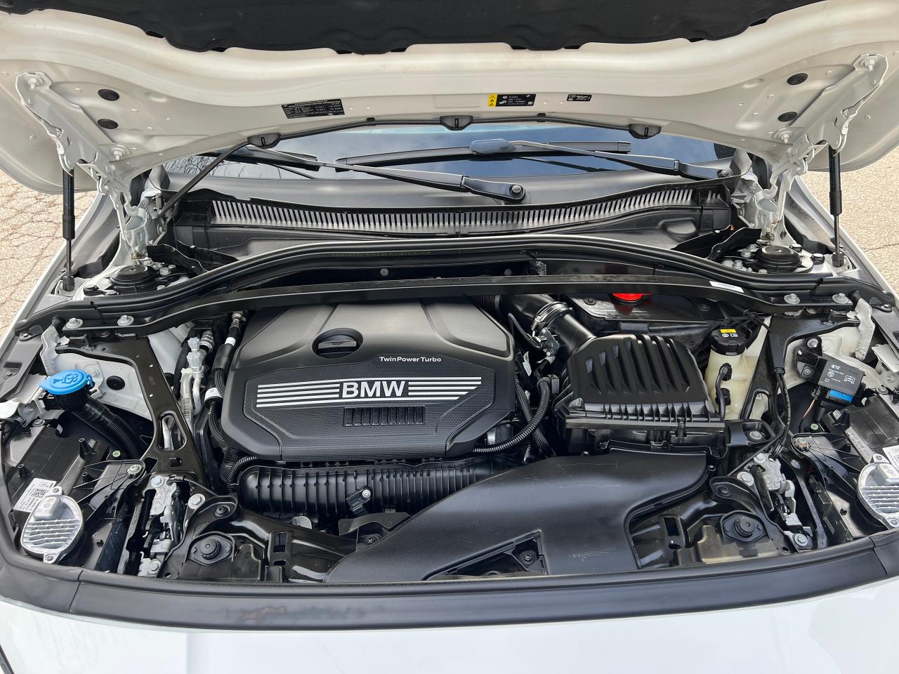 2020 BMW 2-Series 228i xDrive NO ACCIDENTS HEATED SEATS & STEERING Photo