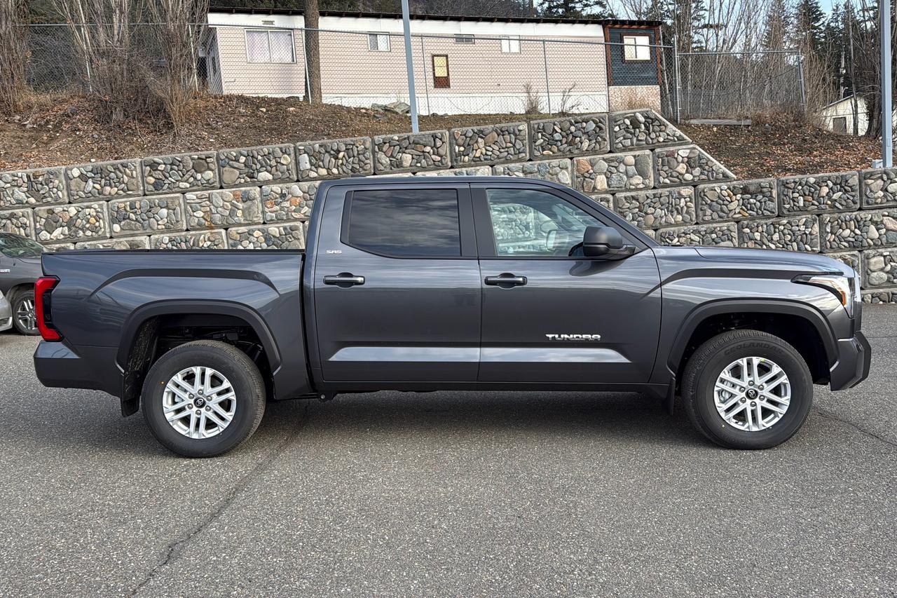 2026 Toyota Tundra CrewMax SR SR5 Photo