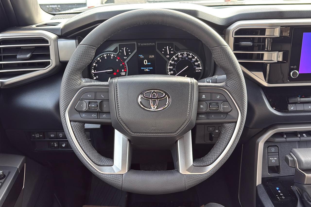 2026 Toyota Tundra CrewMax SR SR5 Photo