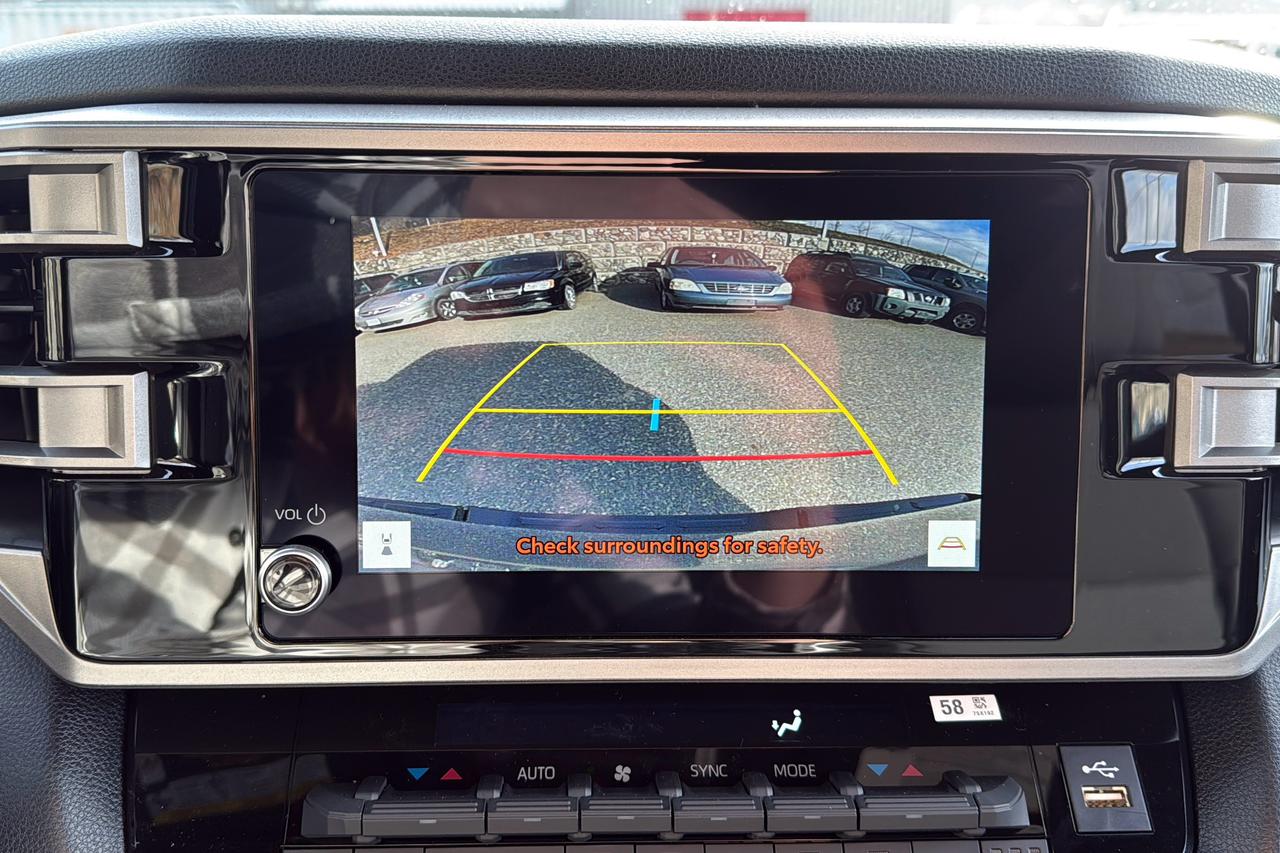 2026 Toyota Tundra CrewMax SR SR5 Photo