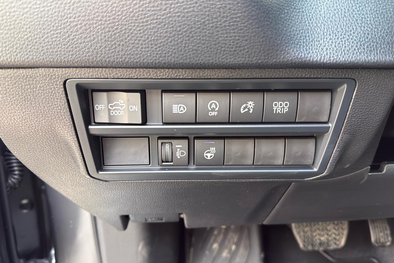 2026 Toyota Tundra CrewMax SR SR5 Photo