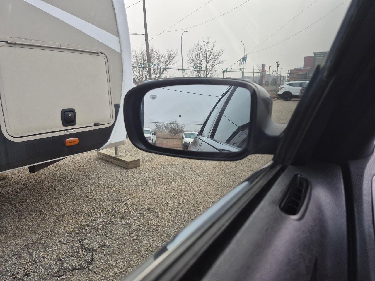 2014 Chrysler 300 300S, Leather, Pano Roof, Htd Seats, Remote, BU Ca - Photo #8