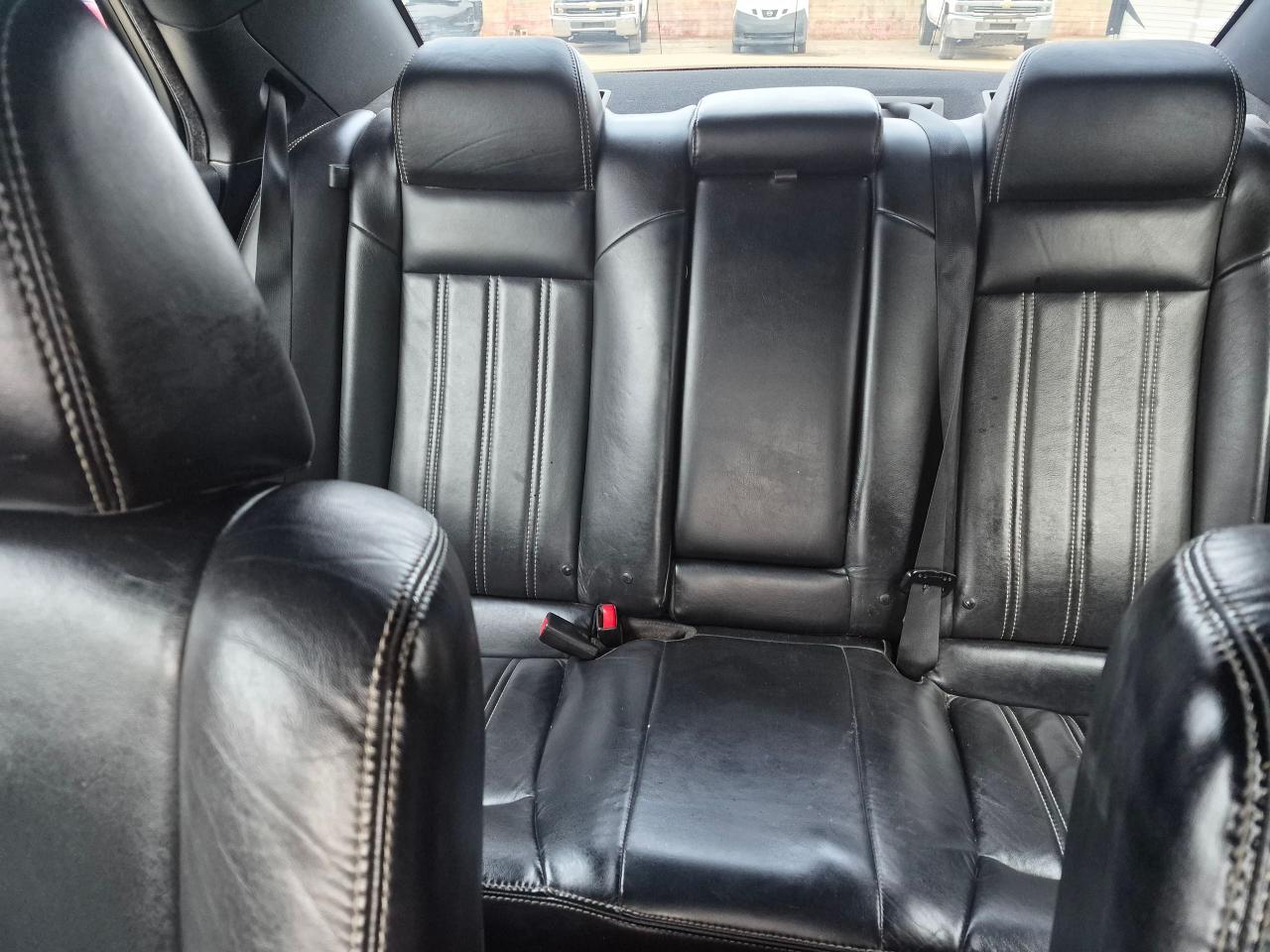 2014 Chrysler 300 300S, Leather, Pano Roof, Htd Seats, Remote, BU Ca - Photo #16