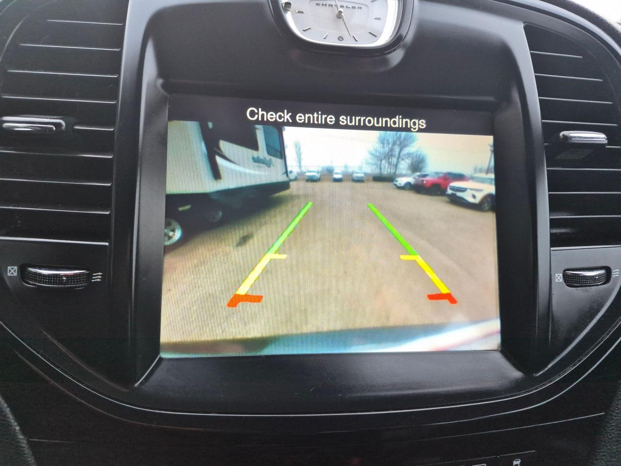 2014 Chrysler 300 300S, Leather, Pano Roof, Htd Seats, Remote, BU Ca - Photo #21