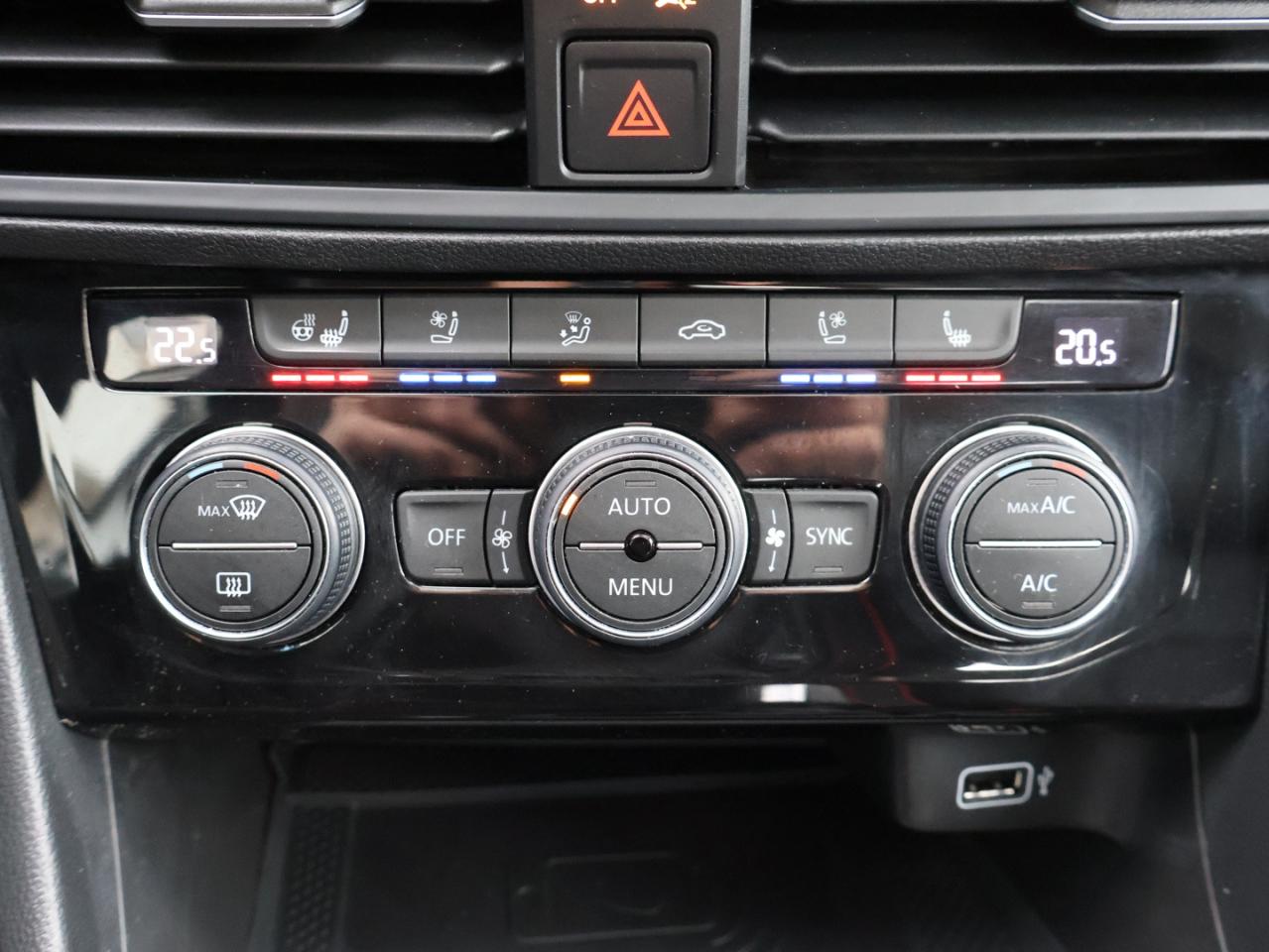 2020 Volkswagen Jetta 1.4T SEL PREMIUM CERTIFIED *V.W MAINTAIN* CAMERA NAV BLUETOOTH LEATHER HEATED SEATS SUNROOF CRUISE ALLOYS - Photo #24