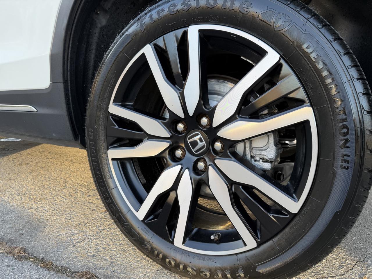 2019 Honda Pilot Touring 4WD - Photo #7