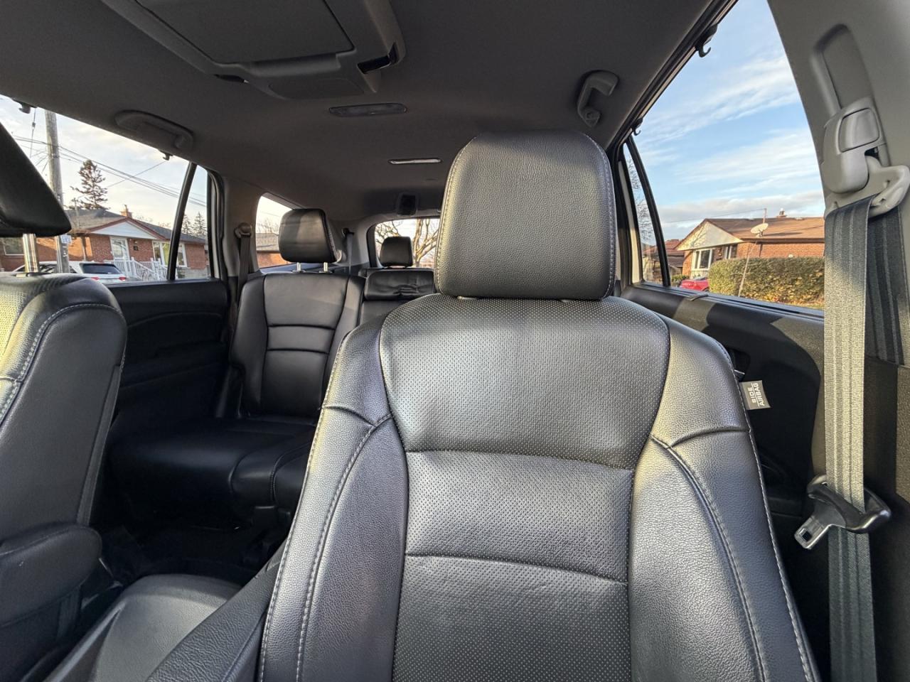 2019 Honda Pilot Touring 4WD - Photo #9