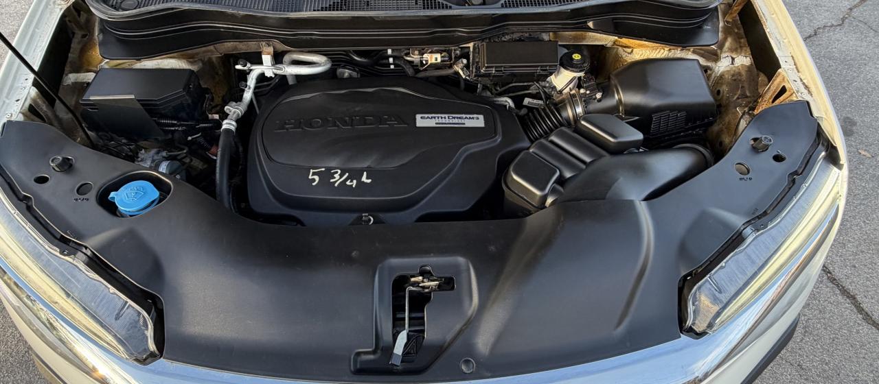 2019 Honda Pilot Touring 4WD - Photo #11