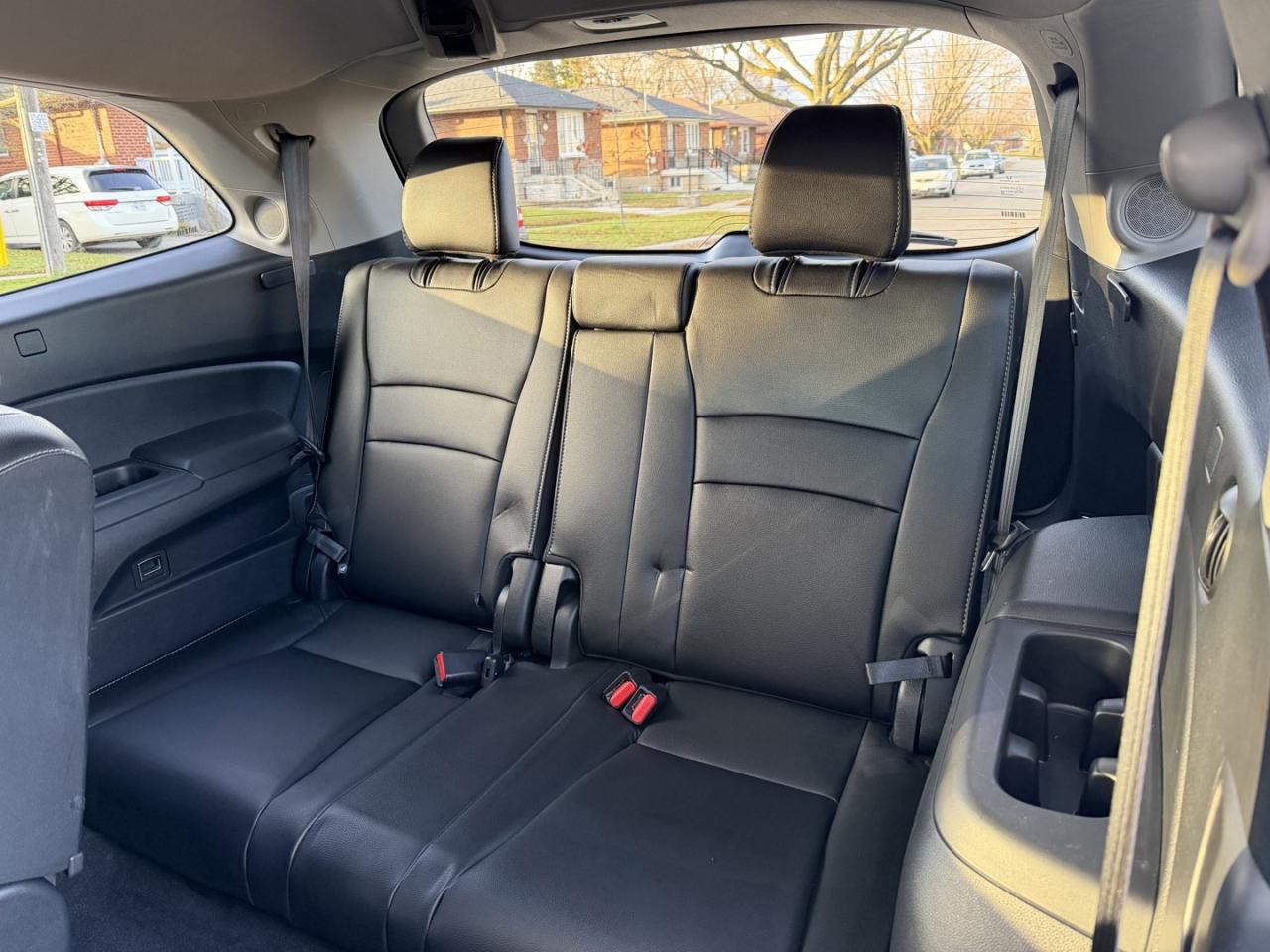 2019 Honda Pilot Touring 4WD - Photo #17