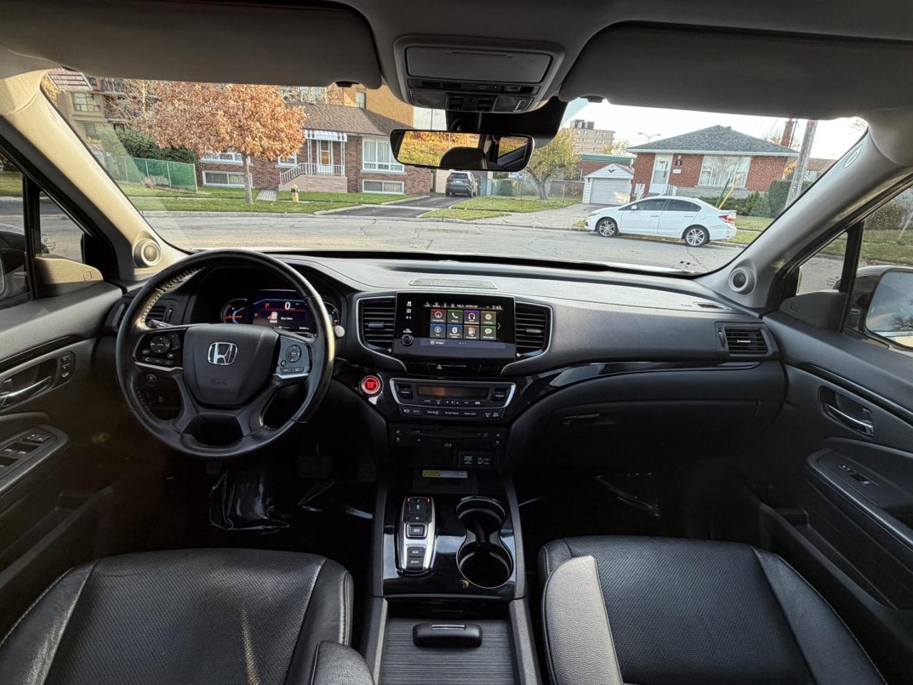 2019 Honda Pilot Touring 4WD - Photo #19