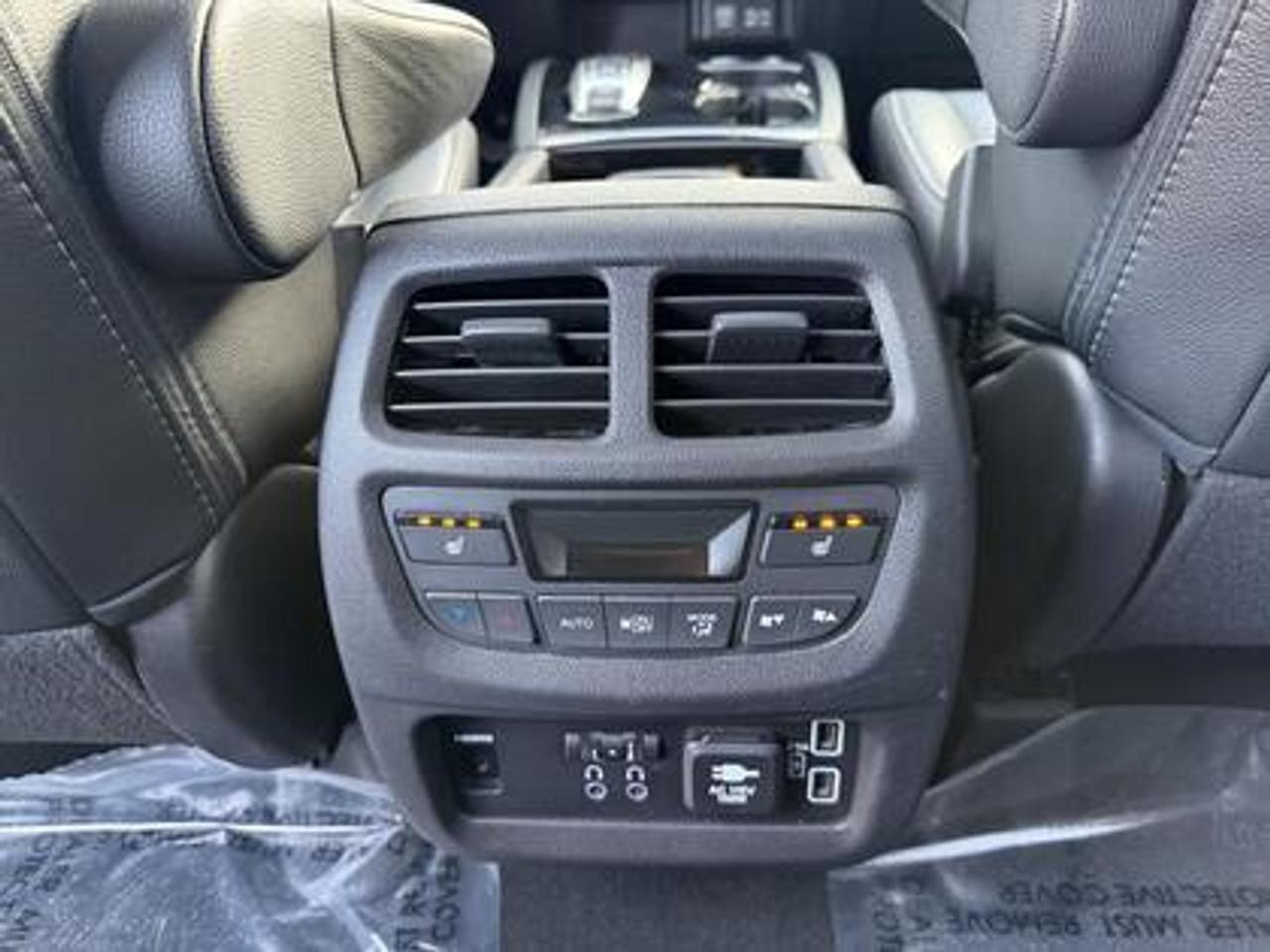 2019 Honda Pilot Touring 8-Passenger AWD Photo