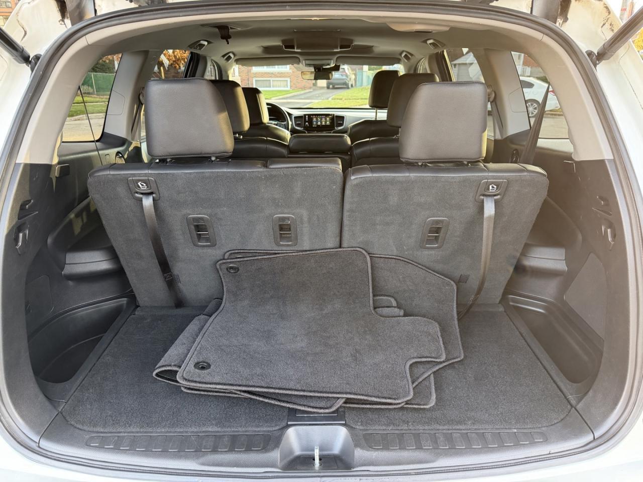 2019 Honda Pilot Touring 8-Passenger AWD Photo