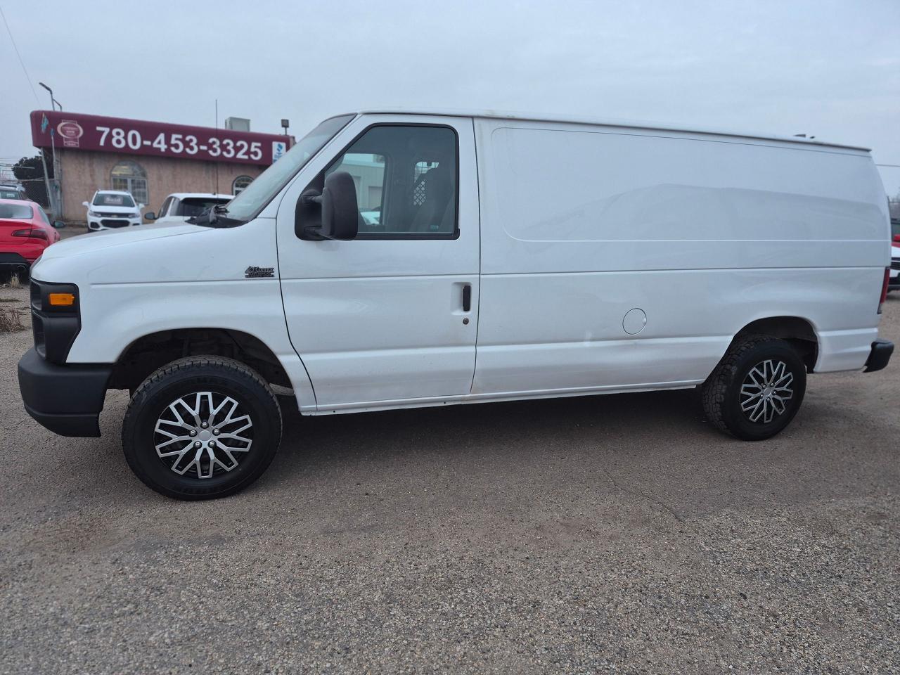 2013 Ford Econoline Commercial, Park Assist, Power Windows & Door Lock - Photo #4