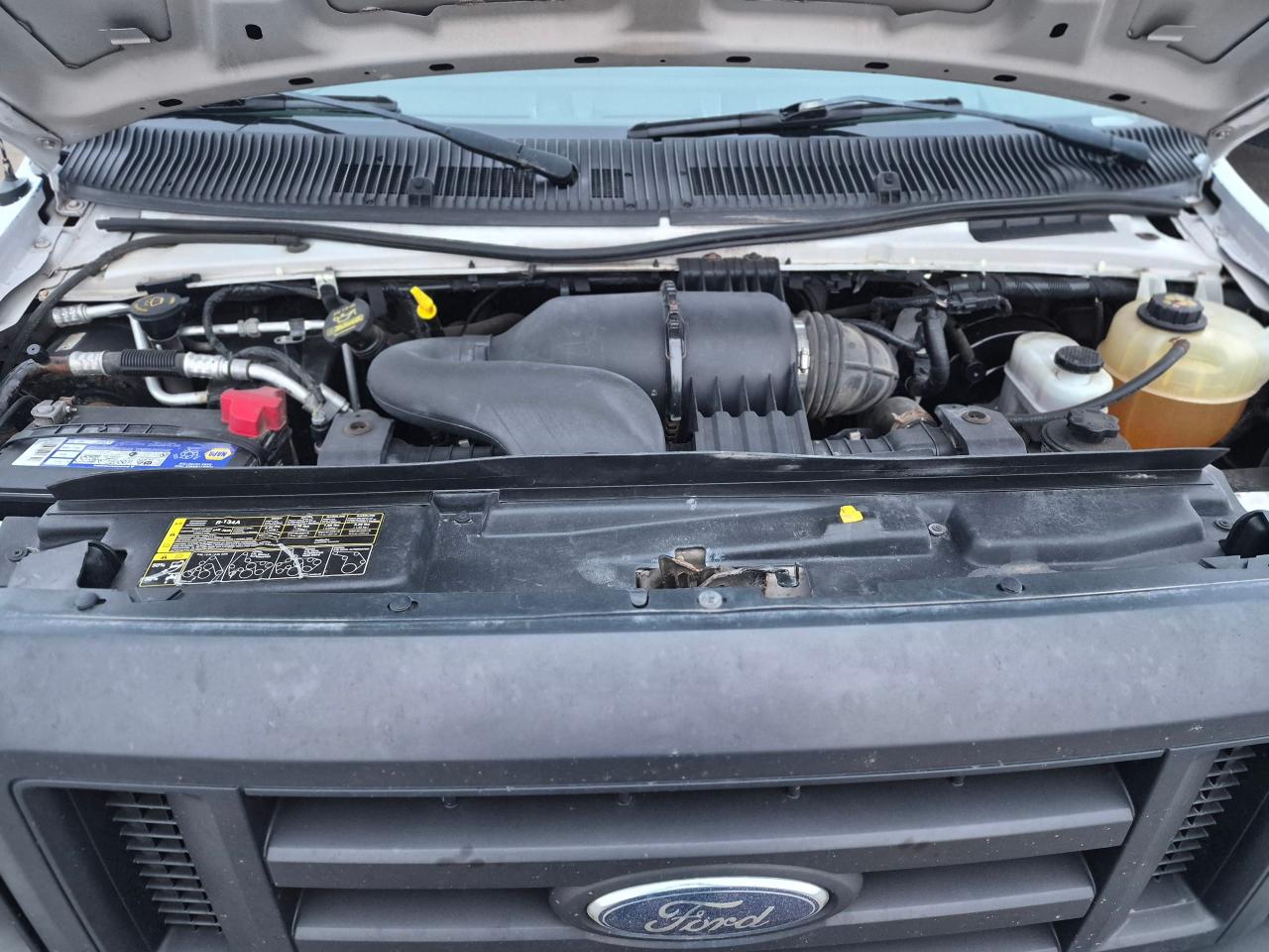 2013 Ford Econoline Commercial, Park Assist, Power Windows & Door Lock - Photo #5