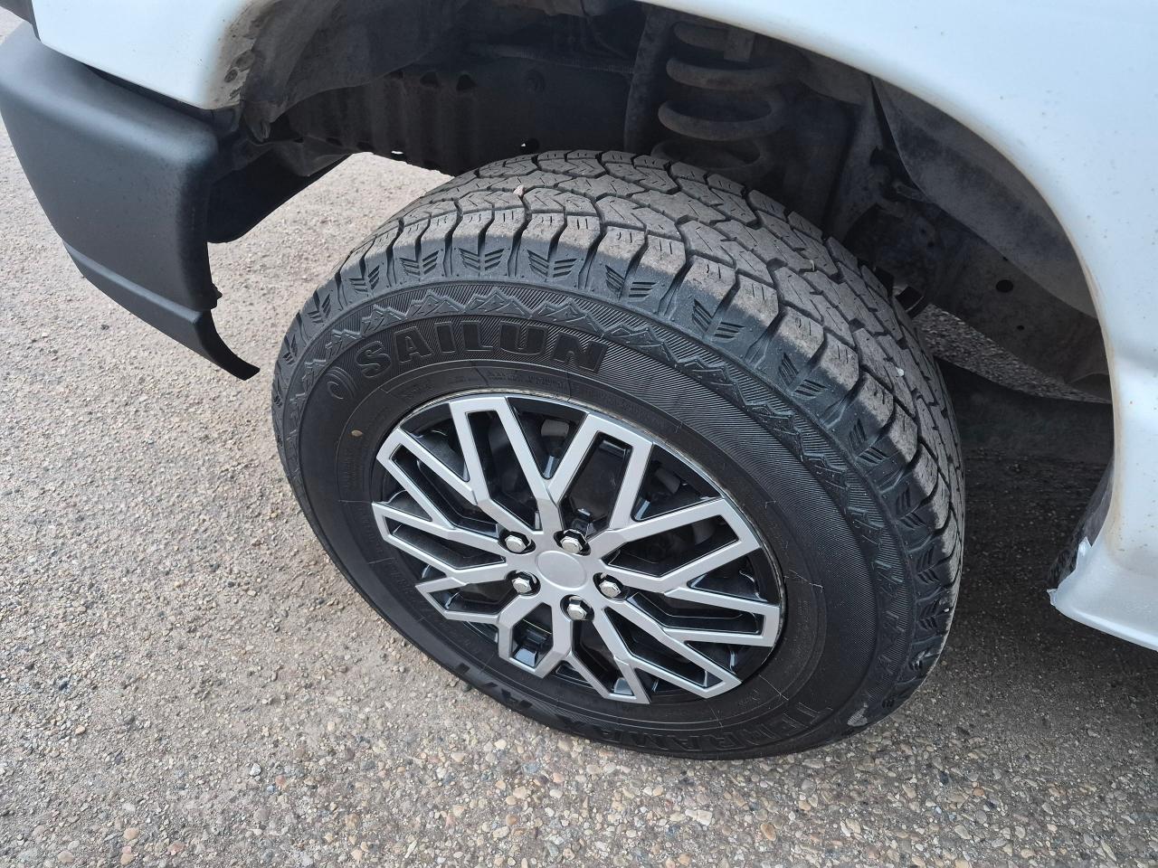 2013 Ford Econoline Commercial, Park Assist, Power Windows & Door Lock - Photo #10