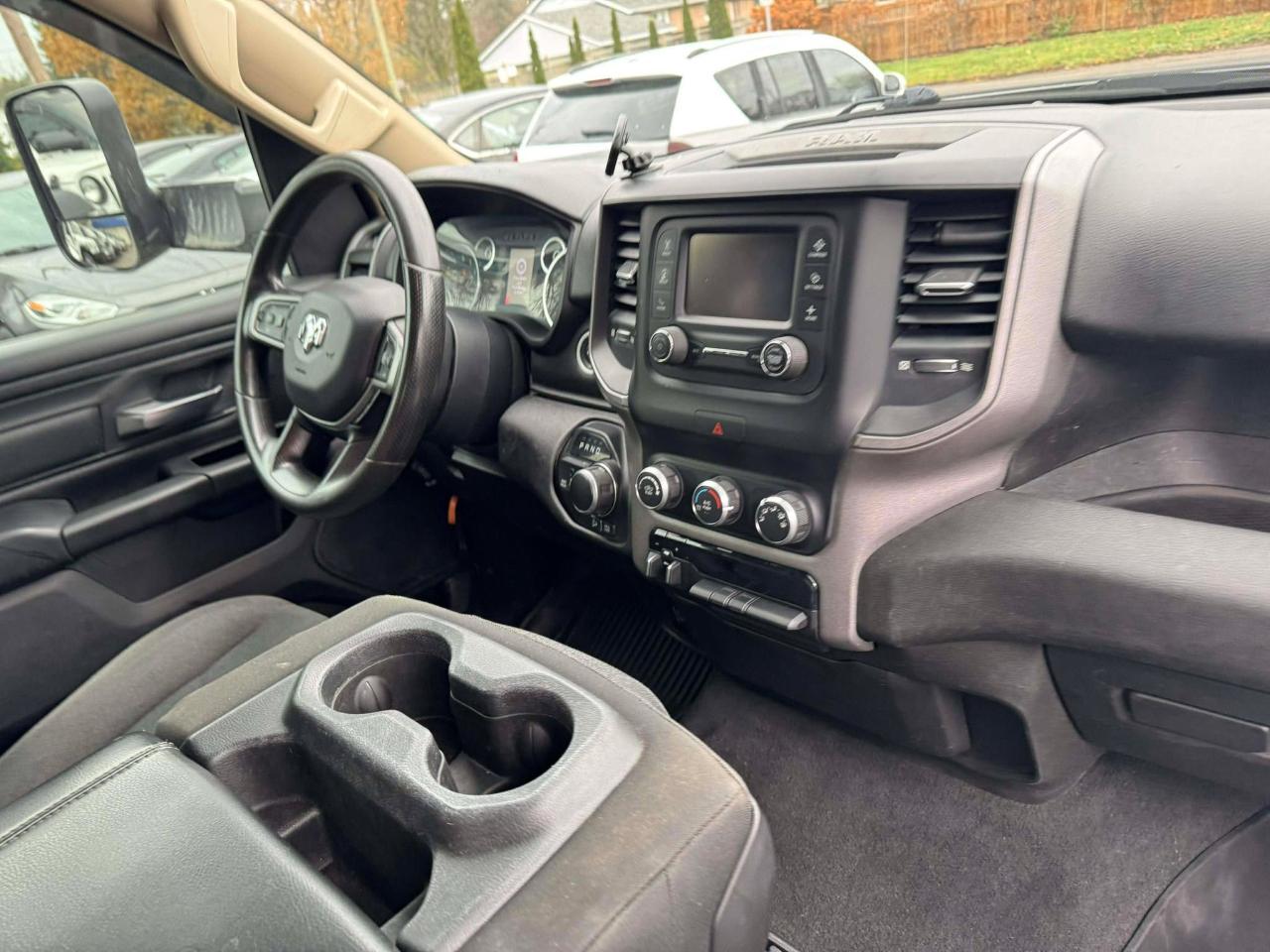 2019 RAM 1500 Tradesman 4x4 Crew Cab 6'4" Box - Photo #14