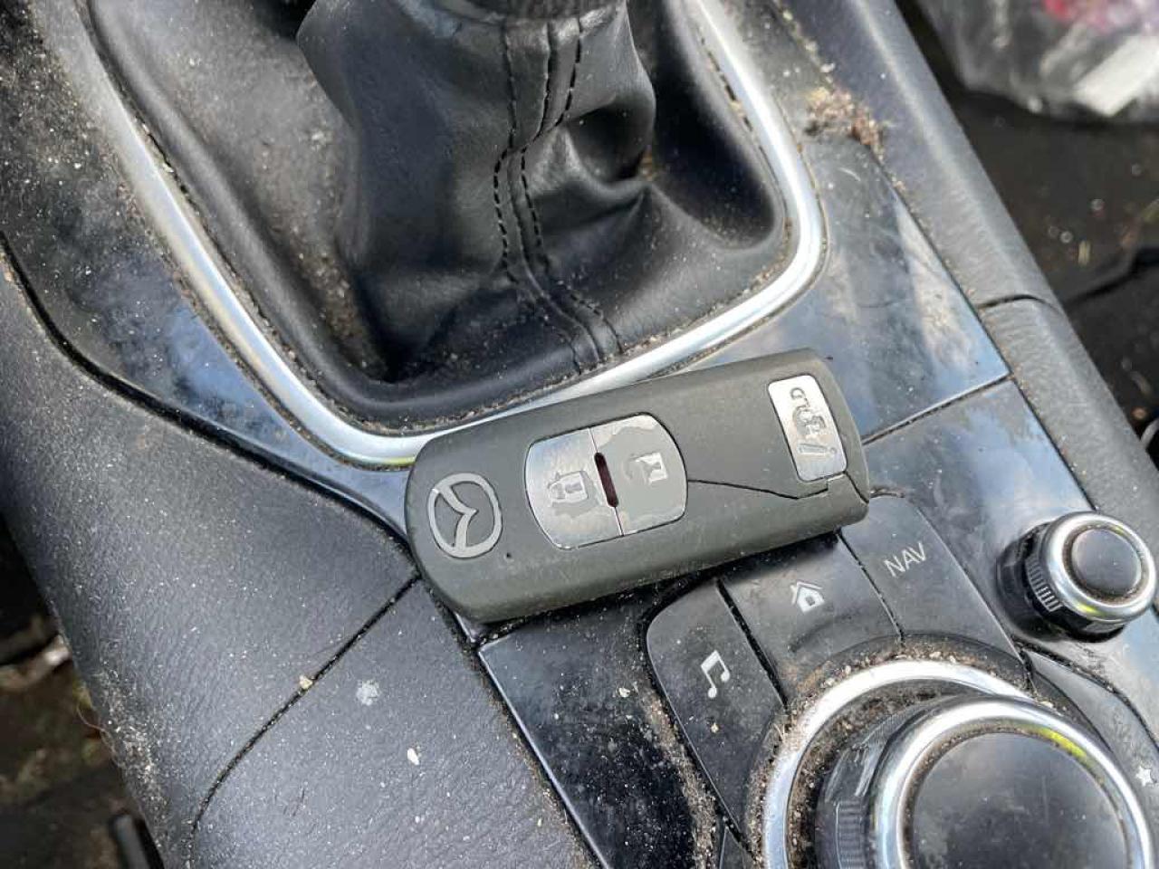 2014 Mazda MAZDA3 Touring - Photo #11