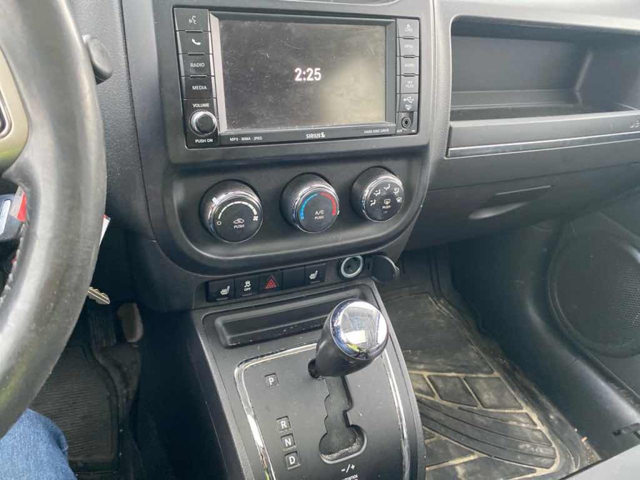 2011 Jeep Compass  Photo