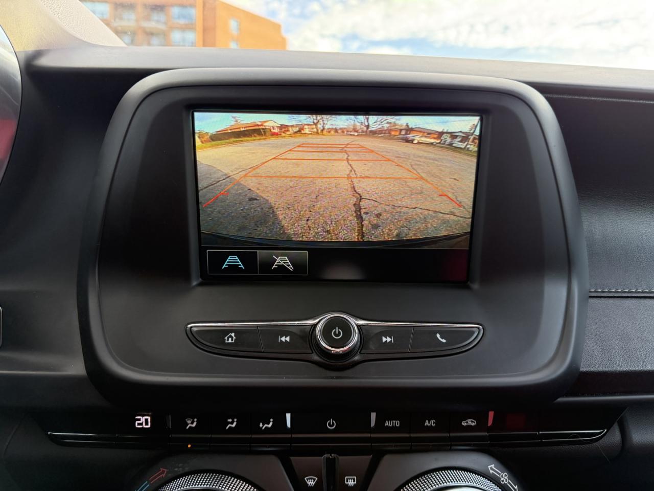 2017 Chevrolet Camaro 1LT COUPE - Photo #10