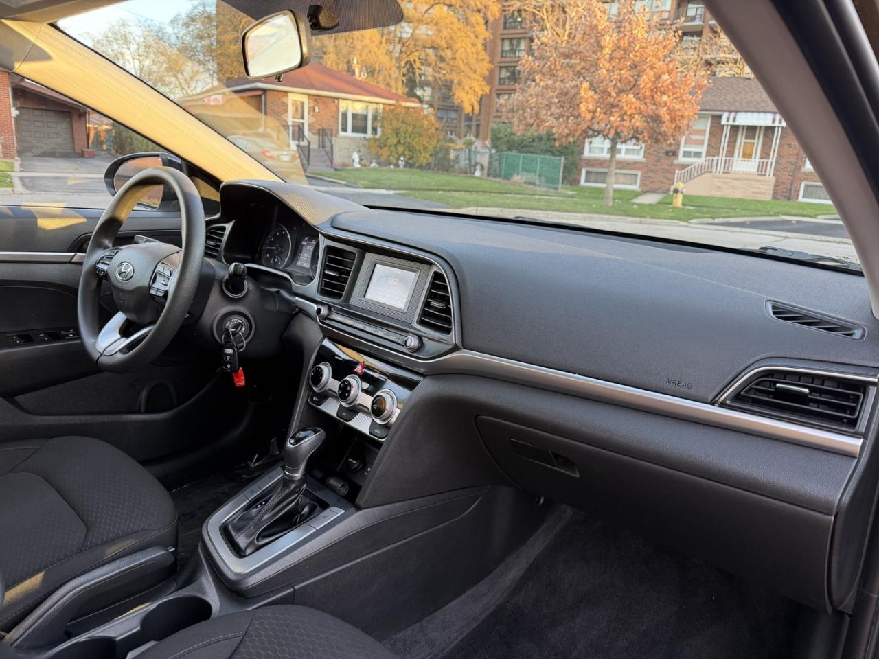 2019 Hyundai Elantra Essential - Photo #12